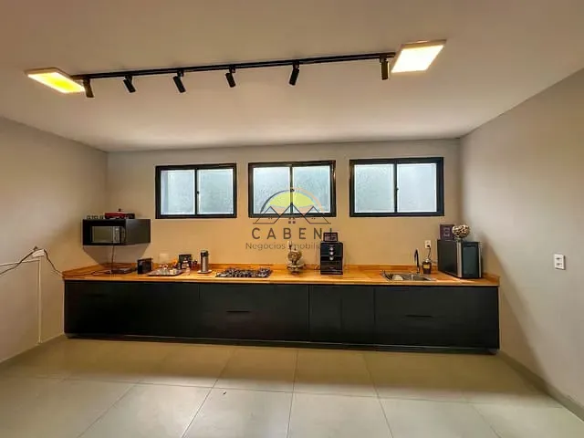 Casa com 890m² 5 quartos e 8 banheiros, à venda ou para alugar, no bairro Alto de Pinheiros em São Paulo