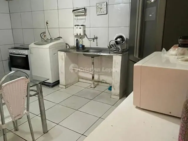 Casa com 150m² 4 quartos e 2 banheiros, à venda, no bairro Cristo Rei em Teresina