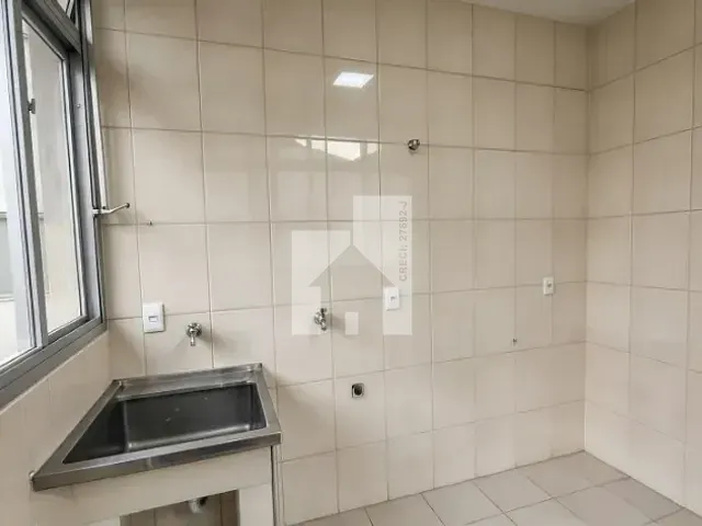 Casa com 80m² 2 quartos e 1 banheiro, para alugar, no bairro Vila Vianelo em Jundiaí
