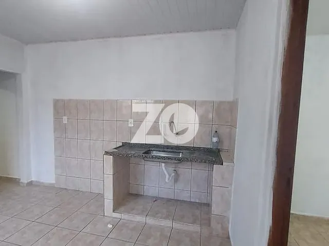 Casa 1 quarto e 1 banheiro, para alugar, no bairro Nova Esperança em Bauru