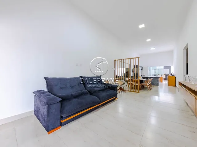 Casa com 236m² 3 quartos e 4 banheiros, à venda, no bairro Setor Habitacional Arniqueira (Águas Claras) em Brasília