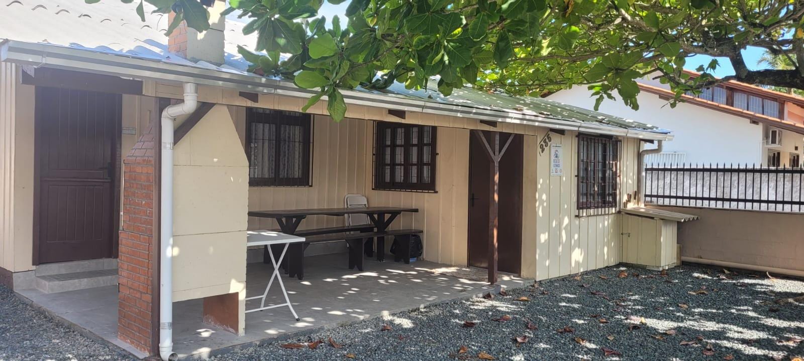 Casa, 3 quartos, 85 m² - Foto 1