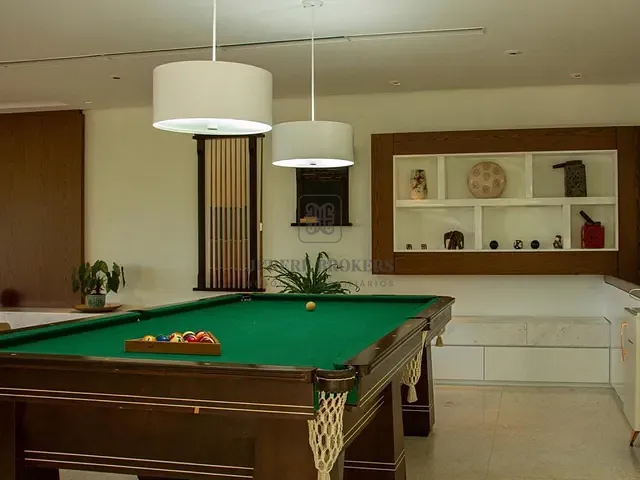 Casa 5 quartos e 8 banheiros, à venda, no bairro Lagoa da Conceição em Florianópolis