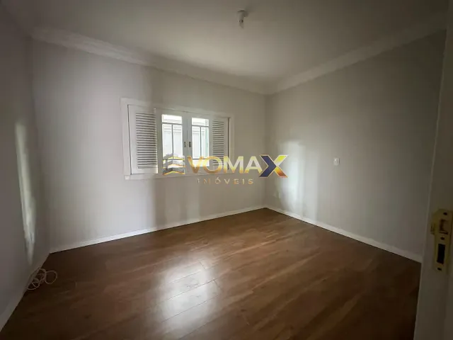 Casa 4 quartos e 4 banheiros, à venda, no bairro RESIDENCIAL OUROVILLE em Itapetininga