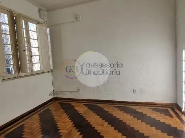 Casa 3 quartos e 2 banheiros, à venda, no bairro Centro em Pelotas
