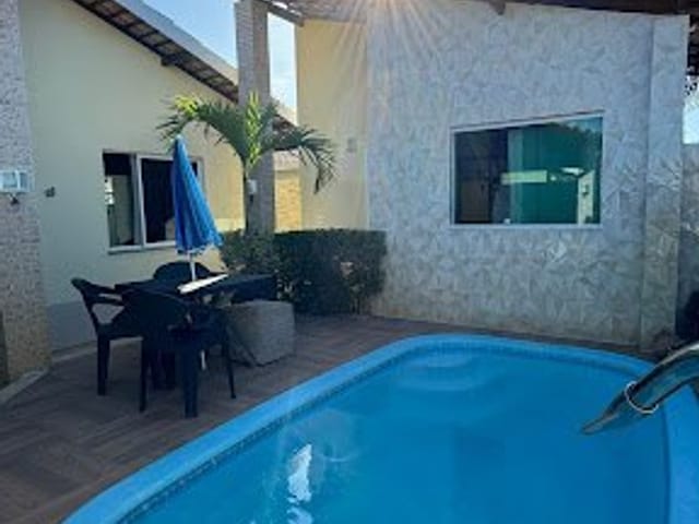 Casa com 200m² 4 quartos e 3 banheiros, à venda, no bairro Aruana em Aracaju