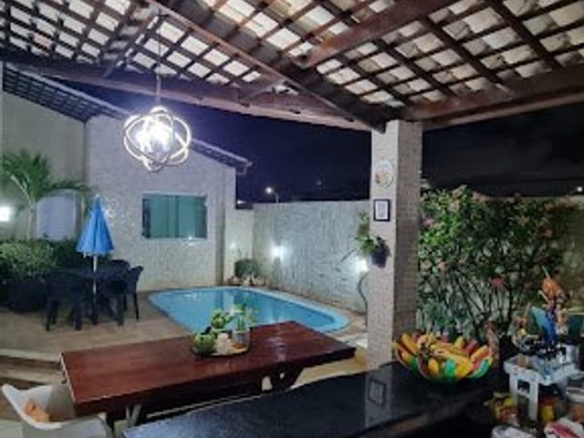 Casa com 200m² 4 quartos e 3 banheiros, à venda, no bairro Aruana em Aracaju