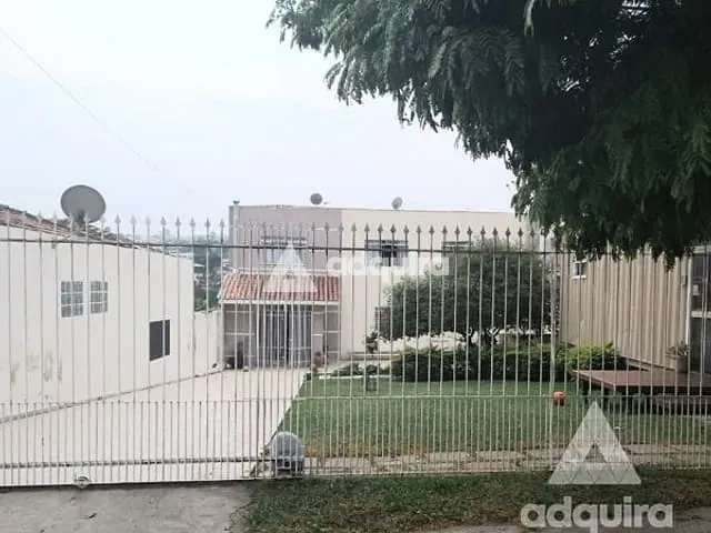 Sobrado com 449m² 4 quartos e 2 banheiros, à venda, no bairro Ronda em Ponta Grossa