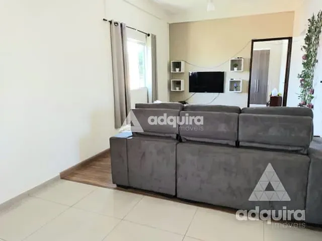Sobrado com 449m² 4 quartos e 2 banheiros, à venda, no bairro Ronda em Ponta Grossa