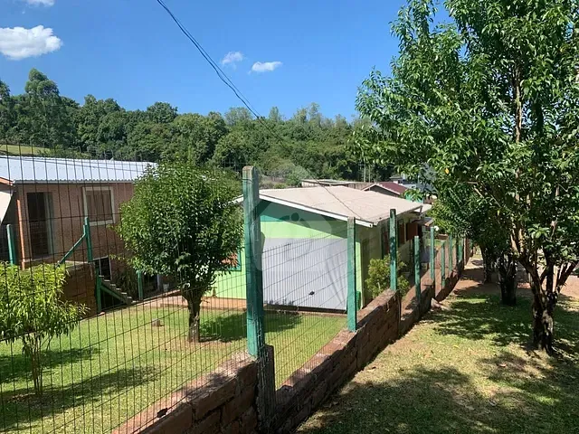 Casa com 110m² 2 quartos e 2 banheiros, à venda, no bairro Teutônia em Teutônia