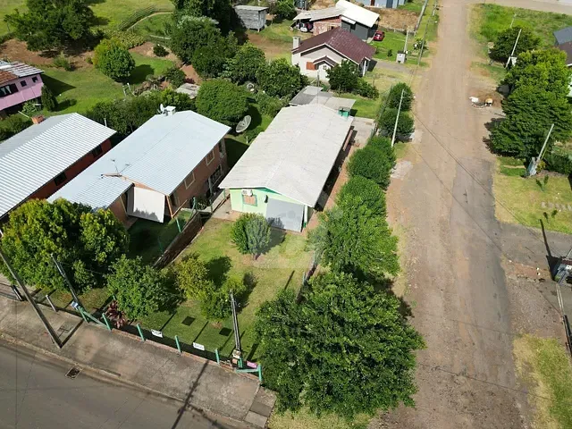 Casa com 110m² 2 quartos e 2 banheiros, à venda, no bairro Teutônia em Teutônia
