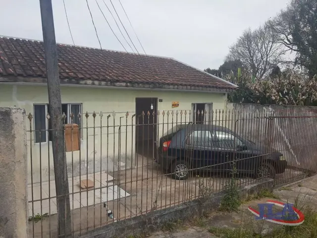 Casa com 152m² 3 quartos e 2 banheiros, à venda, no bairro Santa Cândida em Curitiba