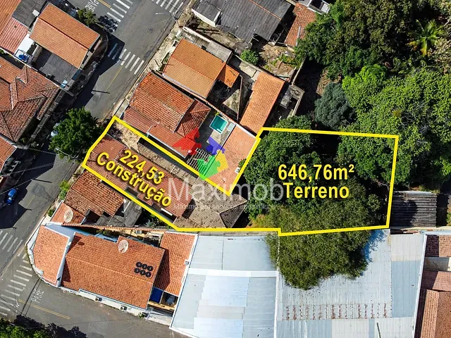 Casa com 647m² 3 quartos e 2 banheiros, à venda, no bairro São Vicente em Itapira