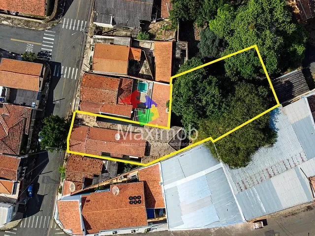 Casa com 647m² 3 quartos e 2 banheiros, à venda, no bairro São Vicente em Itapira