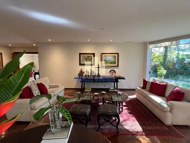 Casa com 1005m² 5 quartos e 7 banheiros, à venda, no bairro Barra da Tijuca em Rio de Janeiro