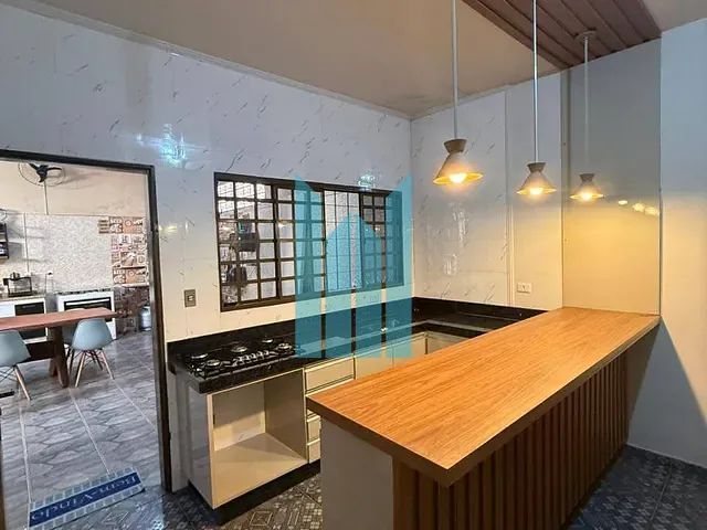 Casa com 180m² 3 quartos e 2 banheiros, à venda, no bairro Jardim São Bento em Poços de Caldas