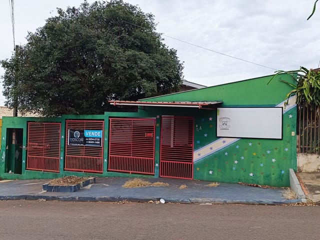 Casa com 306m² 4 quartos e 4 banheiros, à venda, no bairro Jardim Flórida em Cambé