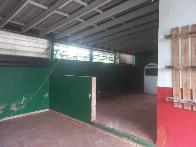 Casa com 306m² 4 quartos e 4 banheiros, à venda, no bairro Jardim Flórida em Cambé