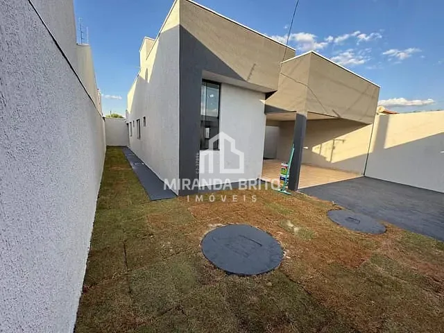 Casa 3 quartos e 2 banheiros, à venda, no bairro Residencial Triunfo em Goianira
