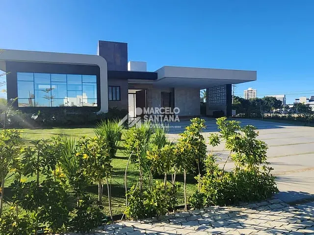 Casa com 1125m² 4 quartos e 2 banheiros, à venda, no bairro Boa Vista em Vitória da Conquista