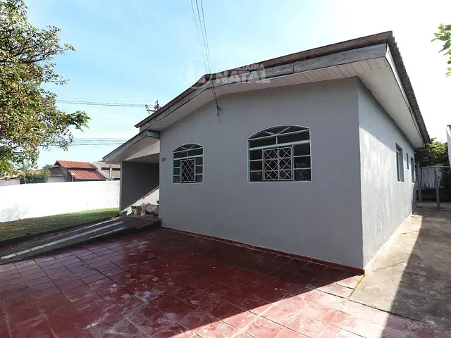 Casa com 420m² 3 quartos e 1 banheiro, à venda, no bairro Califórnia em Londrina