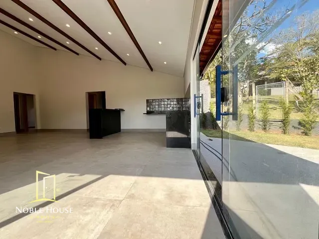 Casa 3 quartos e 6 banheiros, à venda, no bairro Caixa D´Água em Vinhedo