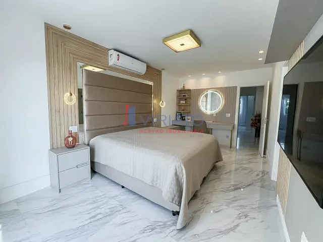 Casa 4 quartos e 2 banheiros, à venda, no bairro Recreio dos Bandeirantes em Rio de Janeiro