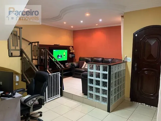 Casa 6 quartos e 4 banheiros, à venda, no bairro Cidade Líder em São Paulo
