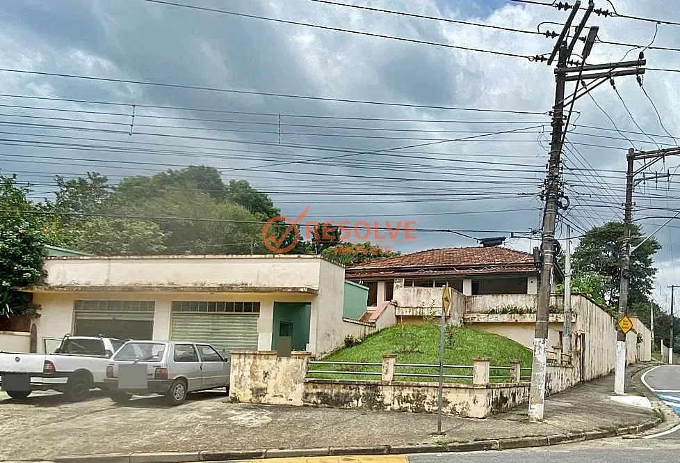 Casa, 1 quarto, 332 m² - Foto 1