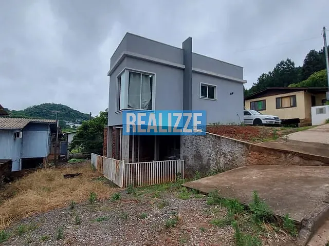 Casa com 235m² 1 quarto e 1 banheiro, à venda, no bairro Constante Fuga em Marau