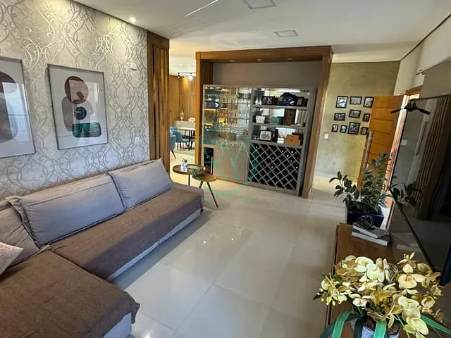 Casa com 500m² 4 quartos e 5 banheiros, à venda ou para alugar, no bairro Esperança em Londrina