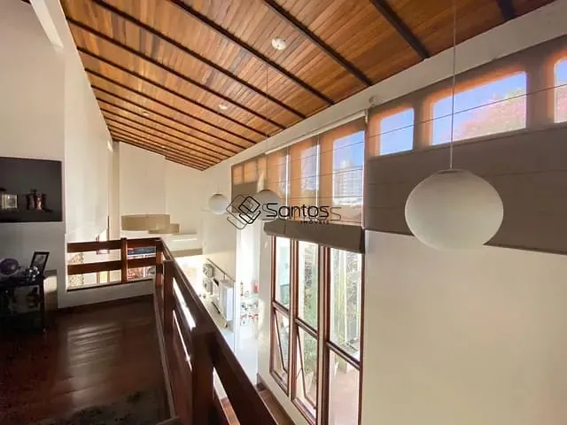 Casa com 420m² 5 quartos e 3 banheiros, à venda, no bairro Centro em Ijuí