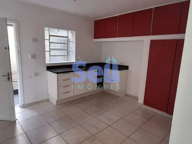 Casa 2 quartos e 1 banheiro, para alugar, no bairro Parque Peruche em São Paulo