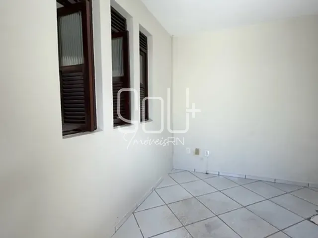 Casa com 180m² 3 quartos e 3 banheiros, à venda, no bairro Cidade da Esperança em Natal