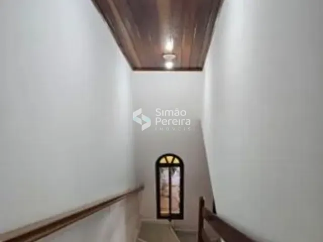 Casa 2 quartos e 2 banheiros, à venda, no bairro Parque São Luiz em Teresópolis
