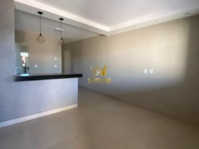 Casa 2 quartos e 2 banheiros, à venda, no bairro Jardim Scala em Trindade