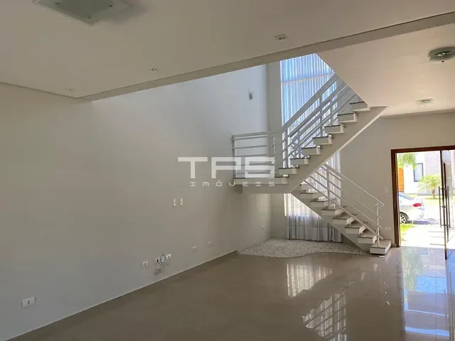 Casa com 250m² 4 quartos e 1 banheiro, à venda, no bairro Campos do Conde II Louvre em Tremembé
