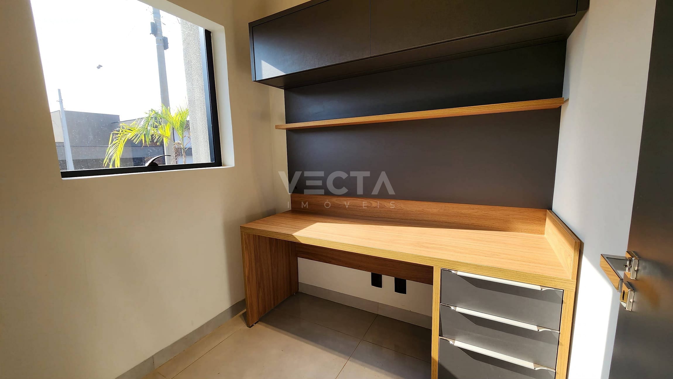Casa à venda com 3 quartos, 160m² - Foto 3