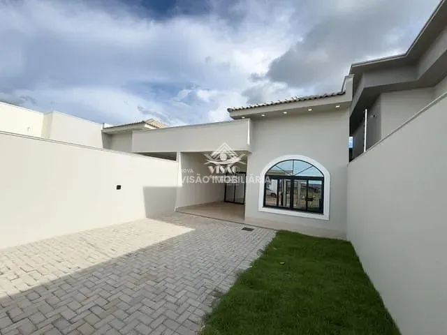Casa com 210m² 2 quartos e 2 banheiros, à venda, no bairro Jardim Iporã em Sinop