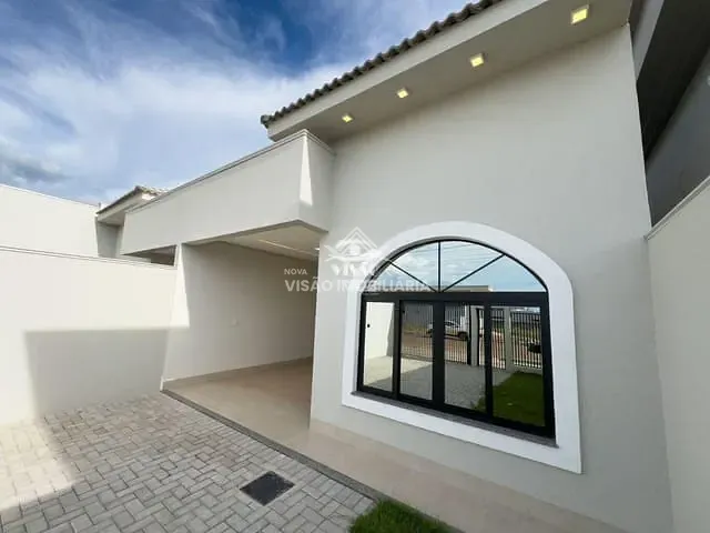 Casa com 210m² 2 quartos e 2 banheiros, à venda, no bairro Jardim Iporã em Sinop