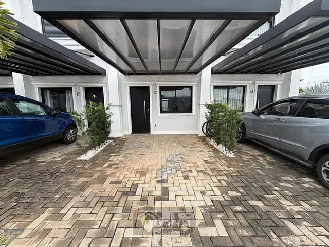 Casa 2 quartos e 3 banheiros, à venda, no bairro Jardim das Tulipas em Holambra