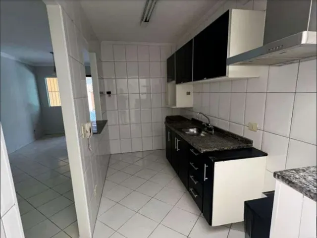 Casa 4 quartos e 3 banheiros, à venda, no bairro Jardim em Santo André