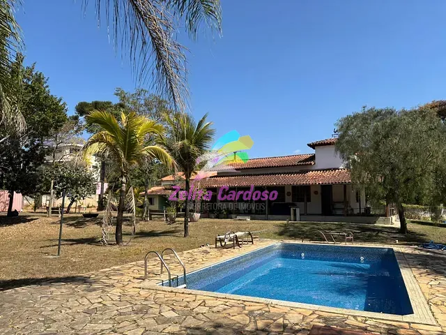 Casa com 3000m² 5 quartos e 3 banheiros, à venda, no bairro Condomínio Vale do Ouro em Ribeirão das Neves