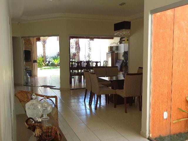 Foto do Casa - Casa à venda 3 Quartos, 3 Suites, 360M², Santos Dumont, Uberaba - MG | ZUCATO IMOBILIARIA LTDA