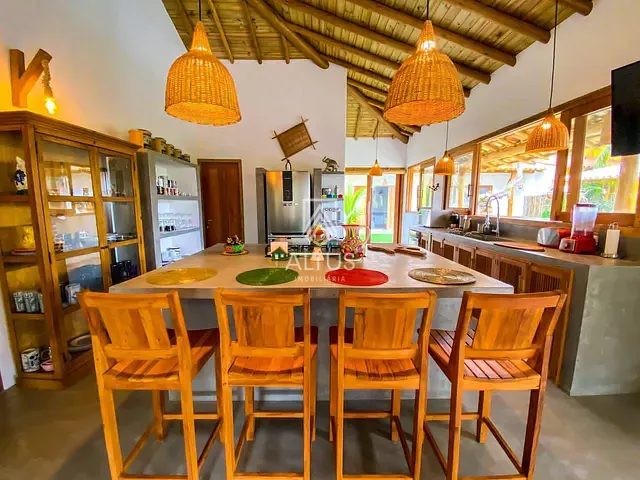 Casa 4 quartos e 1 banheiro, à venda, no bairro Trancoso em Porto Seguro