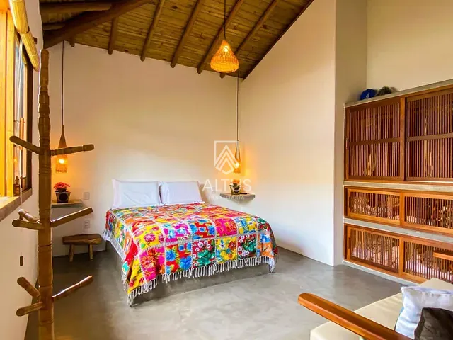 Casa 4 quartos e 1 banheiro, à venda, no bairro Trancoso em Porto Seguro