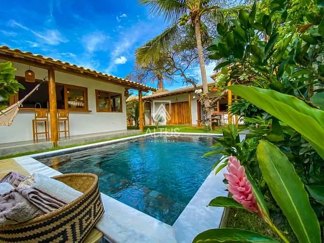 Casa 4 quartos e 1 banheiro, à venda, no bairro Trancoso em Porto Seguro