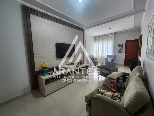 Casa 3 quartos e 3 banheiros, à venda, no bairro Jardim Califórnia em Barretos