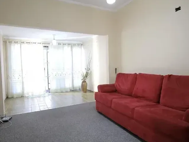 Casa 2 quartos e 2 banheiros, para alugar, no bairro Utinga em Santo André