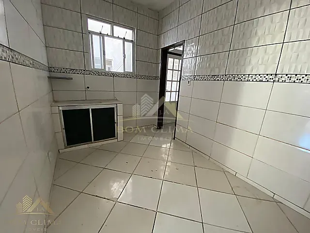 Casa 1 quarto e 1 banheiro, para alugar, no bairro Bandeirantes em Juiz de Fora